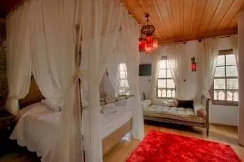 فندق مبيت وإفطار Ala Baykus Butik 2*